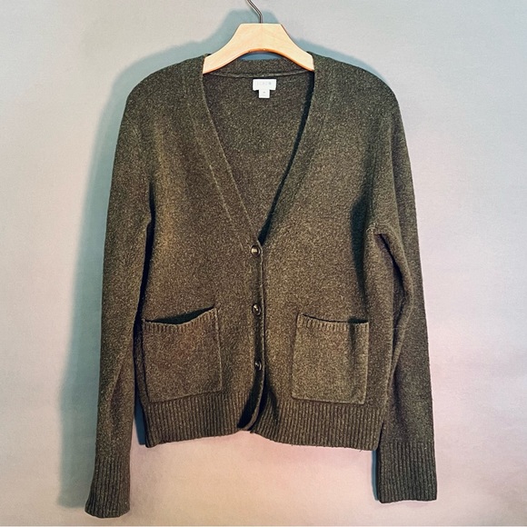 J. Crew Sweaters - Women’s J Crew Cardigan Brown/Green Button up front 2 pockets Size Medium